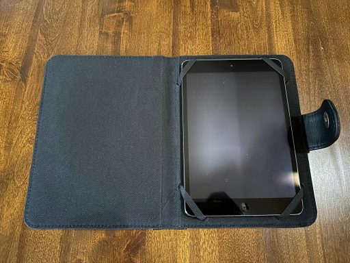 Holly eBook Cover